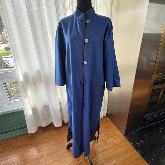 Vintage 80s coat, cobalt blue, kaki suede details, flutter sleeves, Salko - Picture 2 of 15